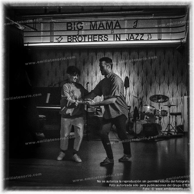 ETER.COM - Big Mama Swing - Emilio Tenorio