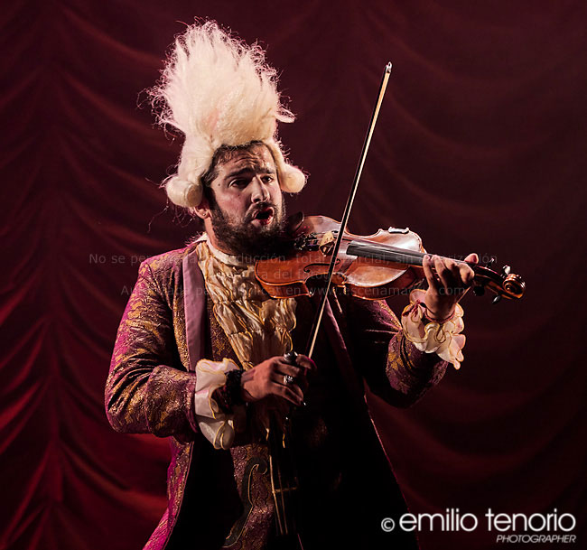 ESCENAMADRID.COM - Maestrissimo - Teatros del Canal - © Emilio Tenorio