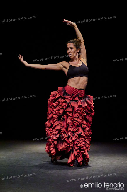 ETER.COM - Centro coreografico Canal - Ana Morales - En la cuerda floja - © Emilio Tenorio